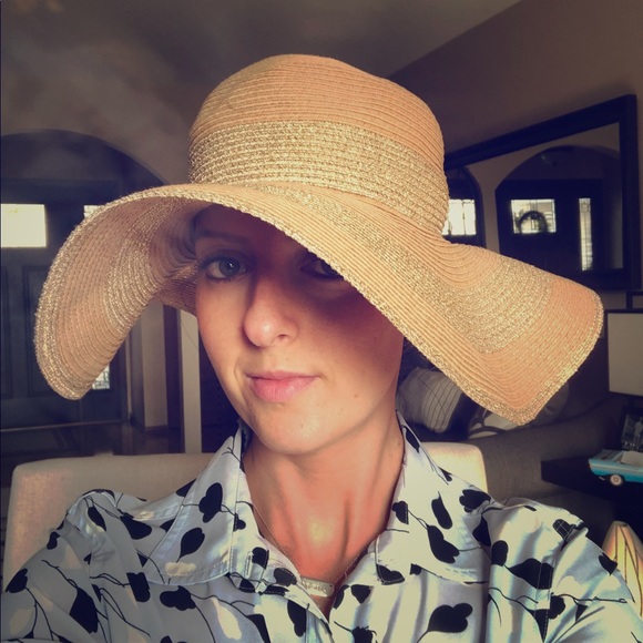 collectioneighteen Accessories - Floppy beach hat